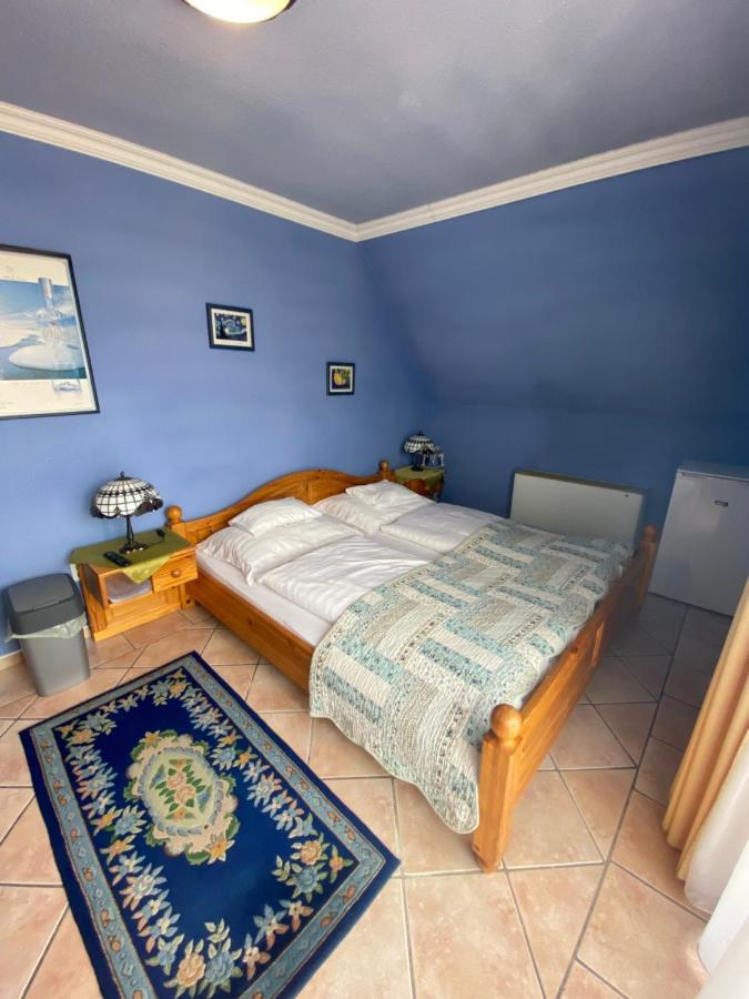 Fehér Hattyú Panzió Orosháza Exterior foto